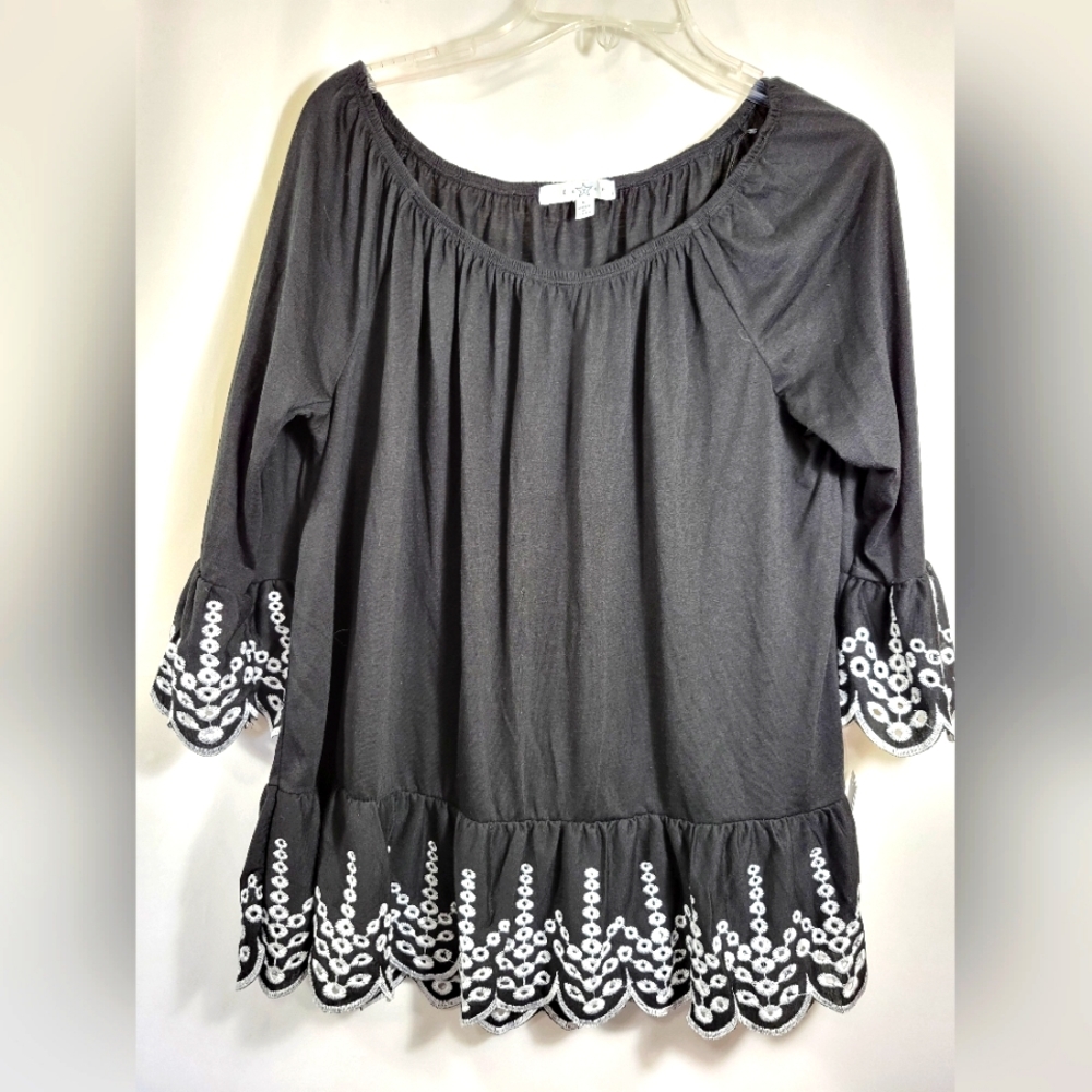 NWT Fever black with white lace trim peasant tunic women's L #1520